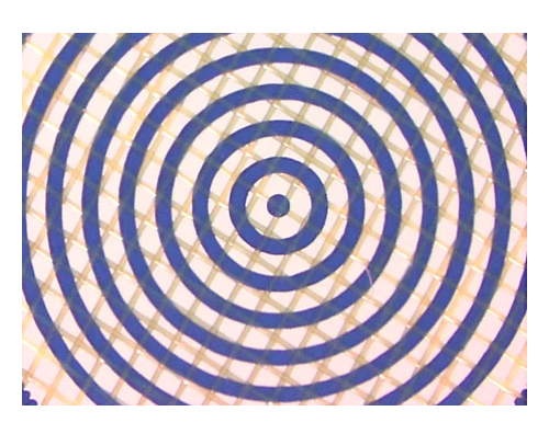 Our most popular product with screen printers year after year, KIWOCOL POLY-PLUS S offers outstanding copying properties. It is highly suitable for halftone reproduction or other fine detail work. Its solvent resistance gives KIWOCOL POLY-PLUS S superior strength against most solvents and ink washes, while remaining durable in humid environments. Its flexibility offers very good mechanical resistance.