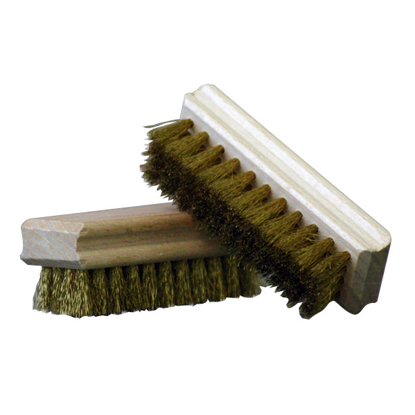 Use with Stainless Steel Mesh Prep to remove stubborn mesh clogs in all mesh and wire cloth. Overall size 1 x 3". In wooden handle with brass bristles, these can also be used with other mesh cleaners. Set of 2.